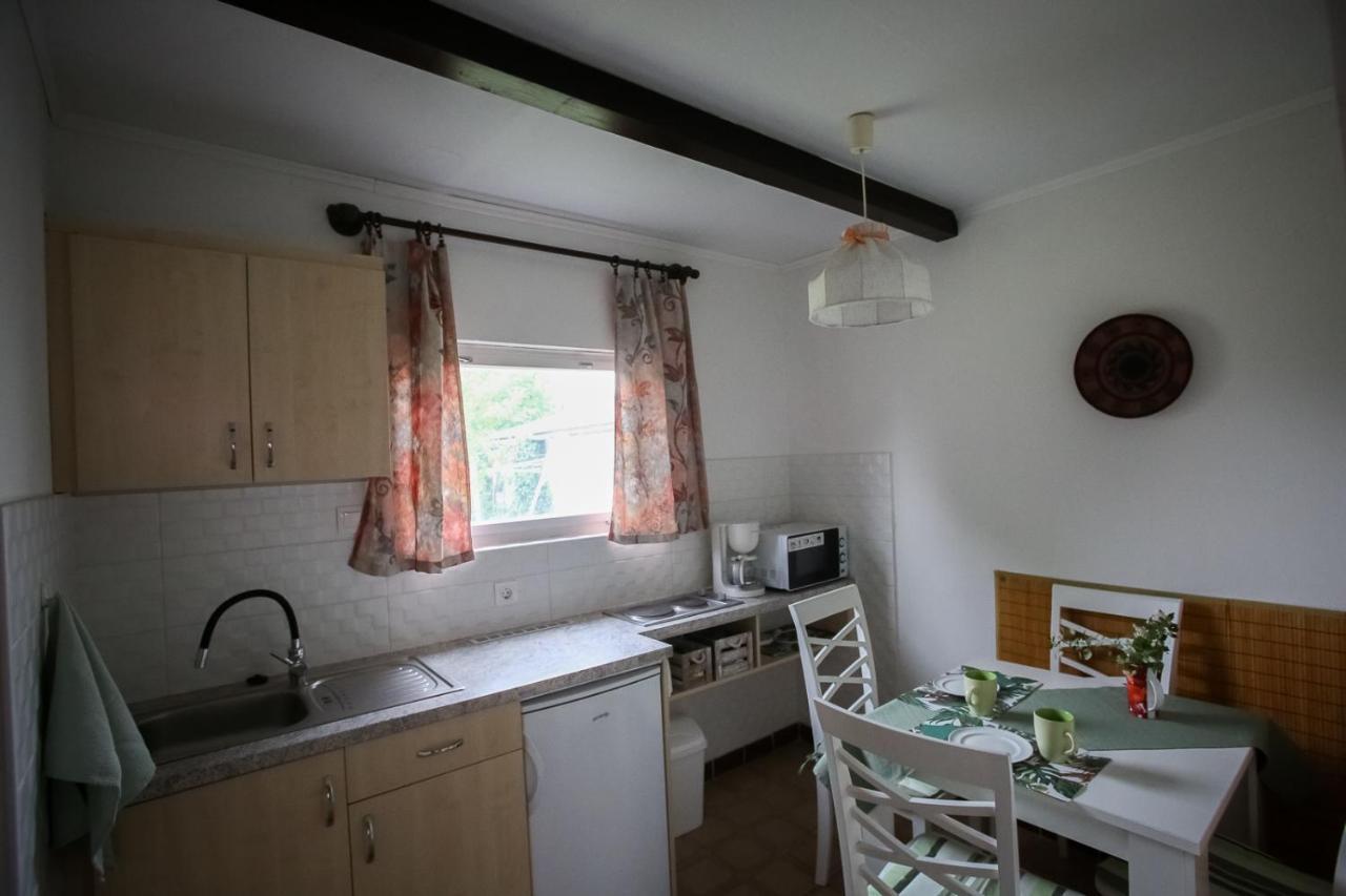 Hellenyi Apartmanok Harkány Exteriér fotografie